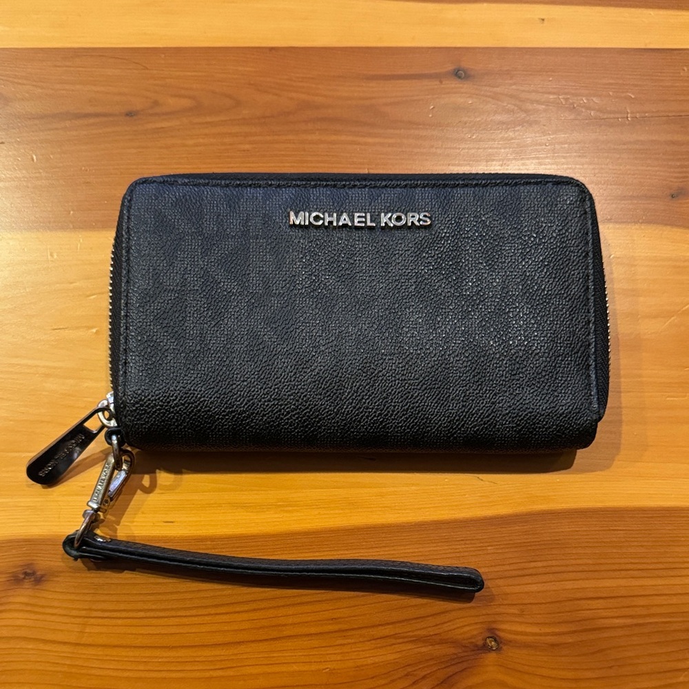Michael Kors Black Textured Wristlet